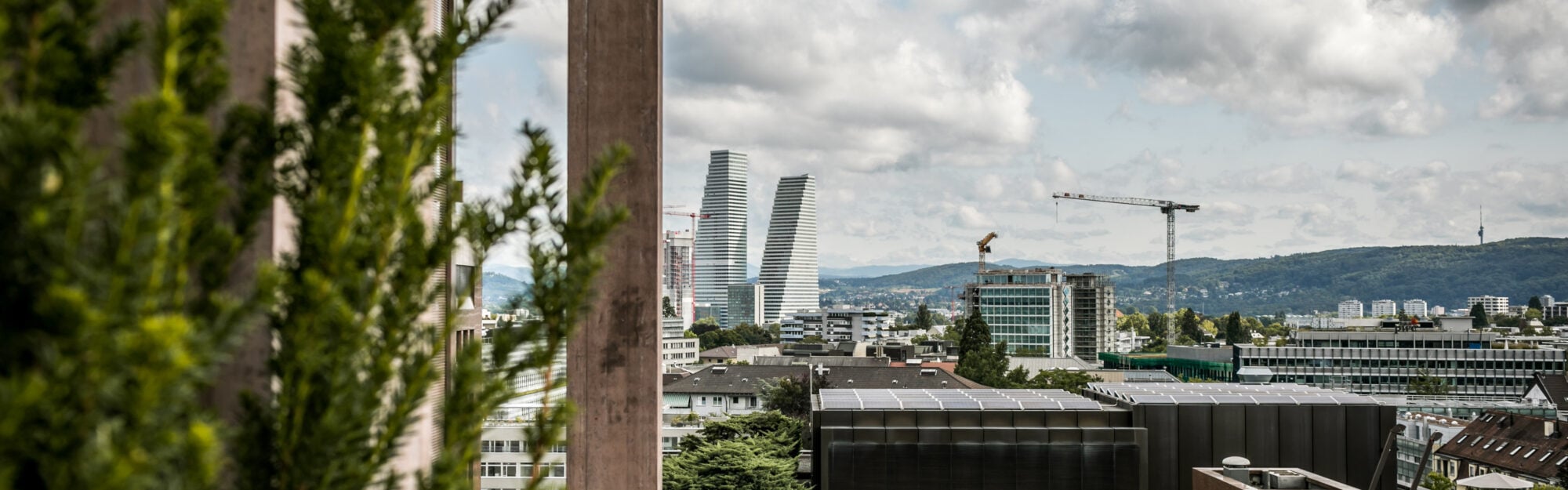 Terrasse und Ausblick des Büros in Basel