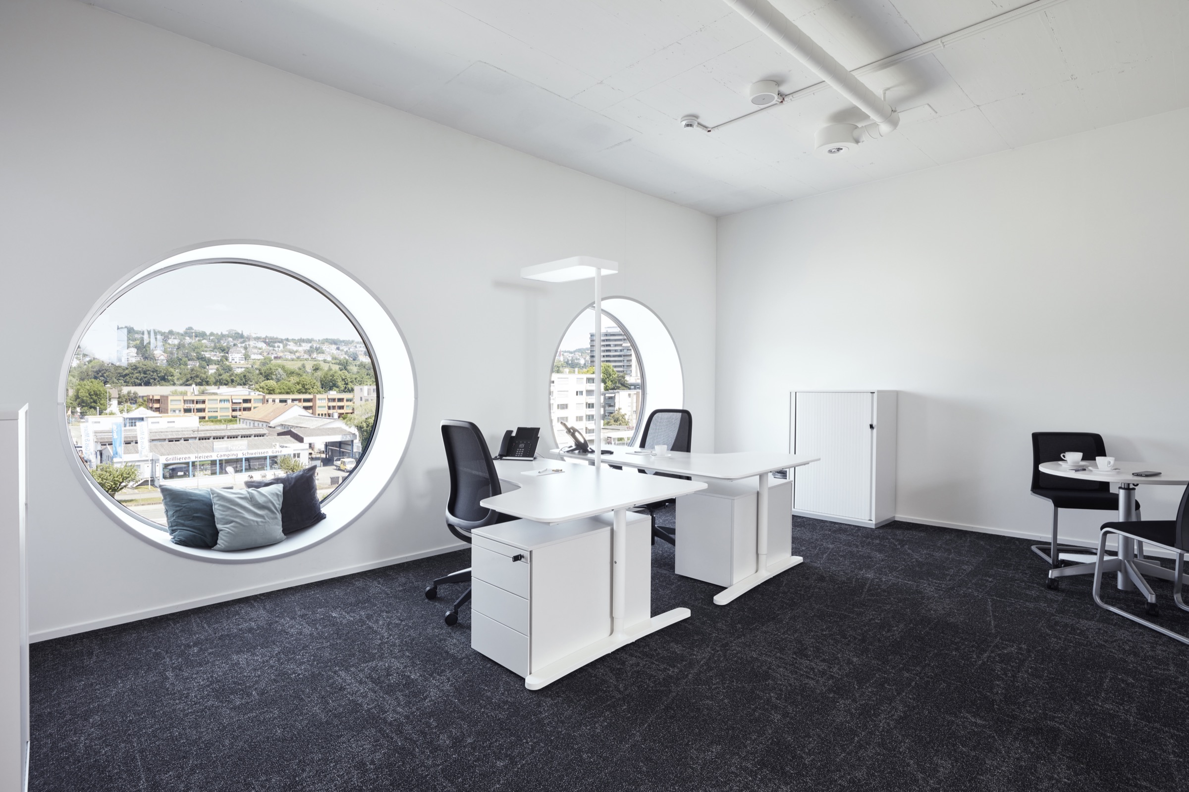 Modernes und helles Teambüro in Zürich